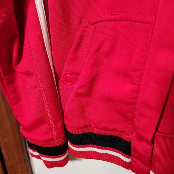 Adidas jacket - Picture 2 of 8